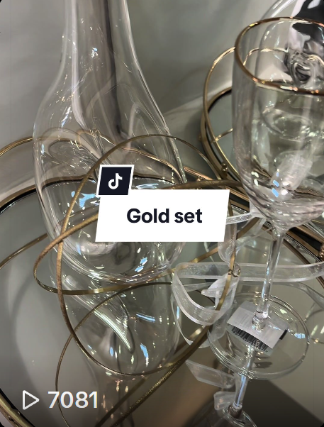 ΣΕΤ ΚΟΥΜΠΑΡΟΥ #9